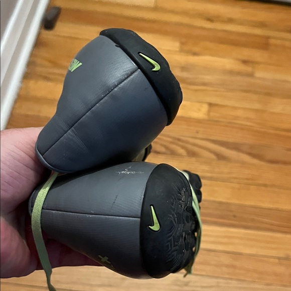 Nike MercurialX Vapor XI TF Soccer Cleats - Picture 6 of 7